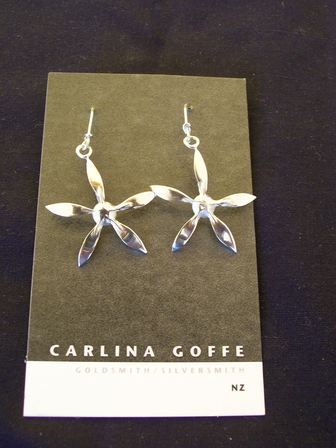 Daisy Earrings by Carlina Goffe